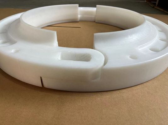 As viaturas de combate blindadas correm o polímero alto das inserções lisas para pneus do veículo blindado