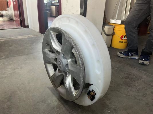O automóvel de passageiros Runflat introduz a proteção lisa resistente balística do pneumático