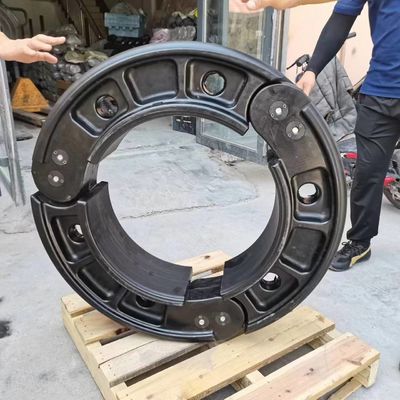 Runflat insere materiais sintéticos de engenharia militar para máxima durabilidade
